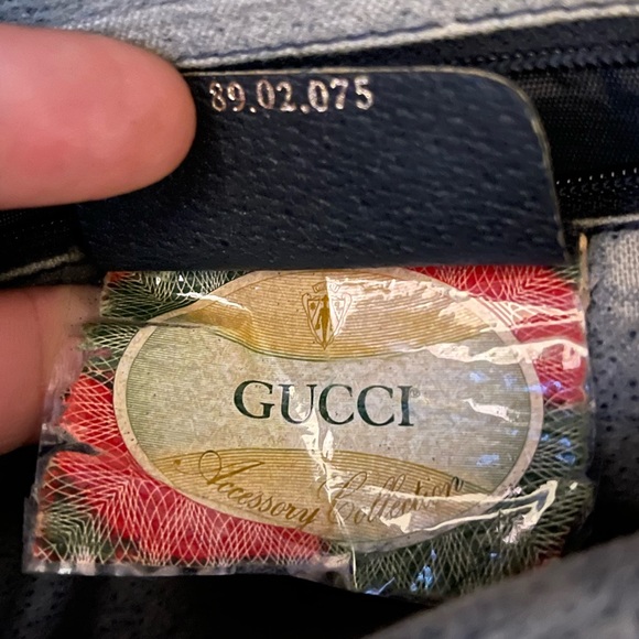 Vintage Gucci clutch - Picture 7 of 15